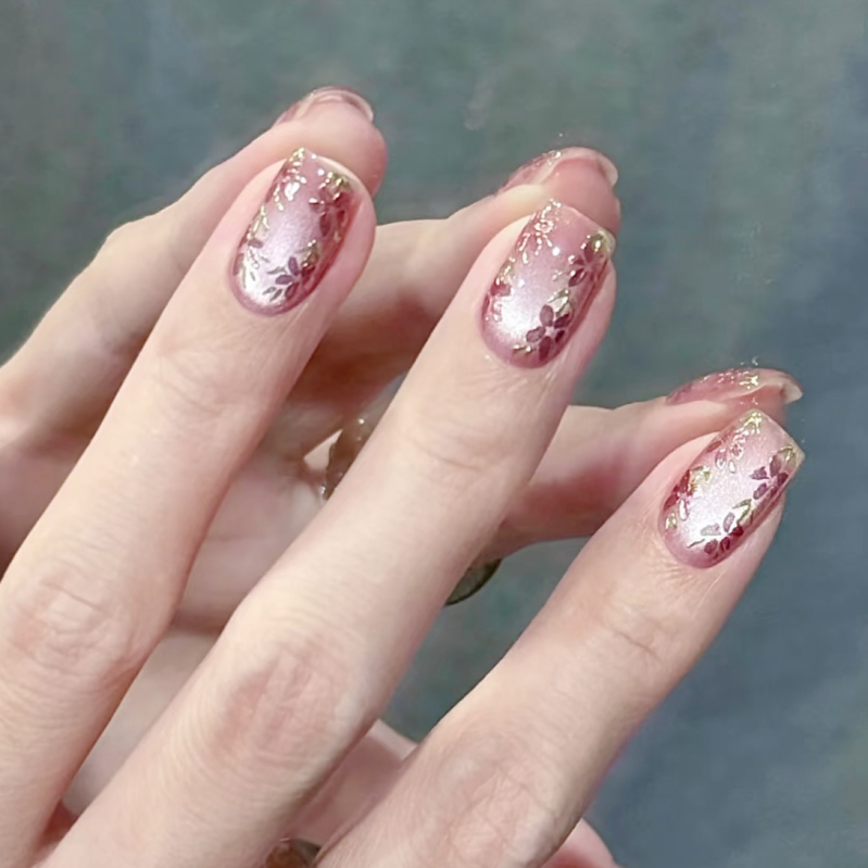 Kaishen dėvi šarvus, paauksuotas, sodrias gėles (trumpas marškinėliais), auroros temperamento, pusiau rankinis, nuimamas nagų dailės pleistras.