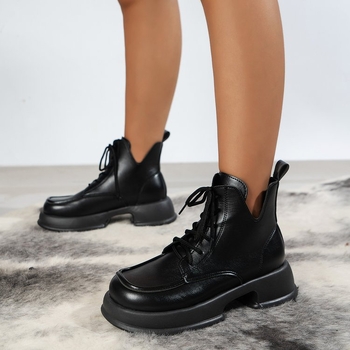 2025 m. Naujas tarpvalstybinis eksportas. 37 batai sveria 600. Dydžių skirtumas 0,5 Temu. Didmeninė prekyba tiesioginiu siuntimu.