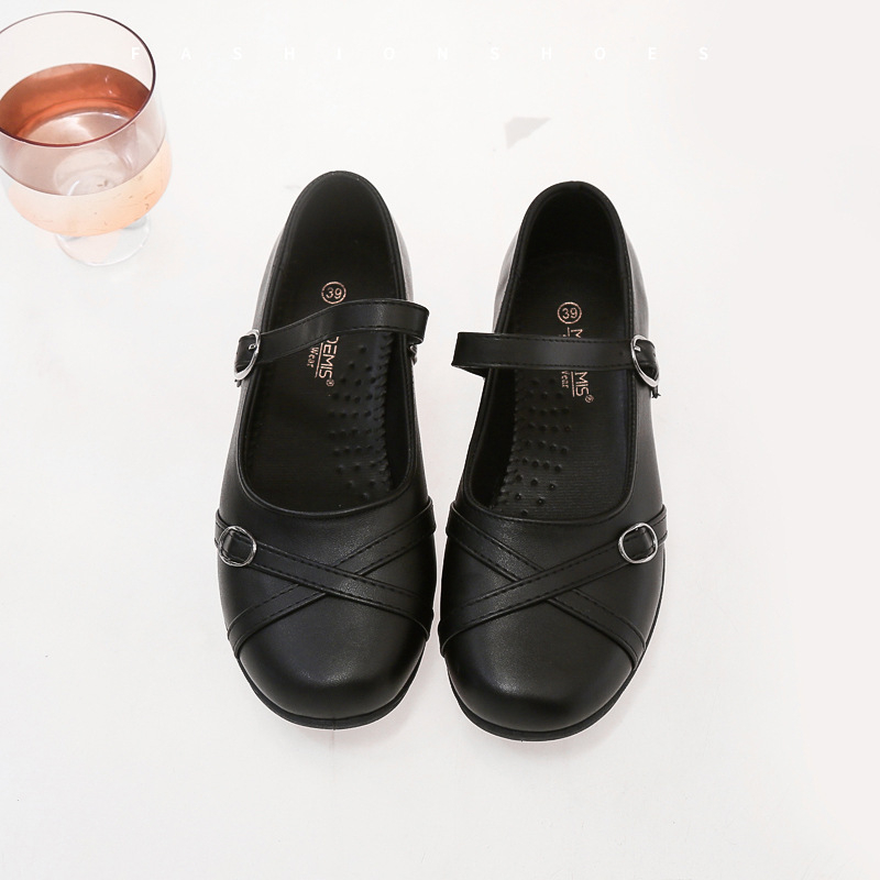 Meiteņu melnas ādas kurpes 2025. gada rudenī Jaunas mazas meitenes sporta kurpes, vidēja un liela izmēra bērnu korejiešu stila seklie ģimenes apavi