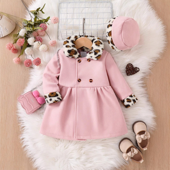 „Ins Cross-Border“ išskirtinė kūdikiams ir mažyliams skirta megztinė su atlenkiama apykakle, ilgomis rankovėmis, apvali kepurėle ir „Chanel“ stiliaus suknele 0–3 metų kūdikiams ir mažyliams.