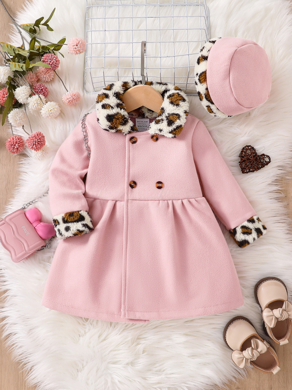 „Ins Cross-Border“ išskirtinė kūdikiams ir mažyliams skirta megztinė su atlenkiama apykakle, ilgomis rankovėmis, apvali kepurėle ir „Chanel“ stiliaus suknele 0–3 metų kūdikiams ir mažyliams.