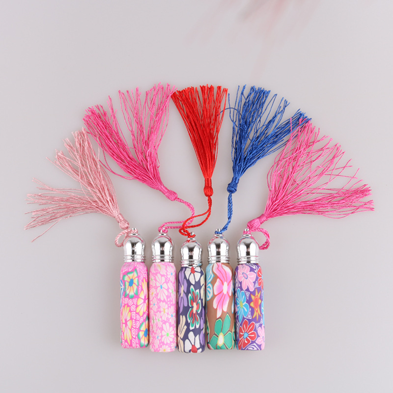 10 ml litro kutais puoštas minkštos keramikos butelis, kutais puoštas karoliukų butelis, esencijos aliejaus butelis, kutais puoštas kvepalų butelis, padalintas purškimo butelis stiklinis butelis