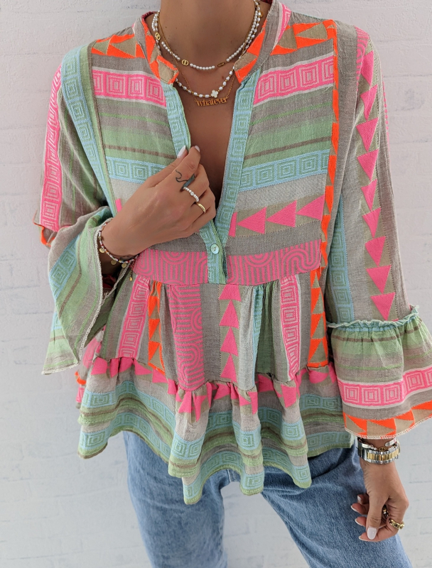 Tarpvalstybinė užsienio prekybos nepriklausoma stotis „Amazon 2023“ – nauji europietiški ir amerikietiški rudens stiliaus, ploni, pozicionuojantys, spausdinti ilgomis rankovėmis marškinėliai moterims.