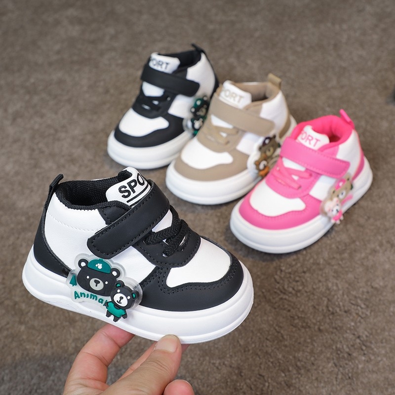 Bērnu mazuļu apavi ar vidēju augšdaļu, elpojoši, nodilumizturīgi meiteņu ikdienas apavi, zēnu sporta apavi, bērnudārza multfilmu apavi