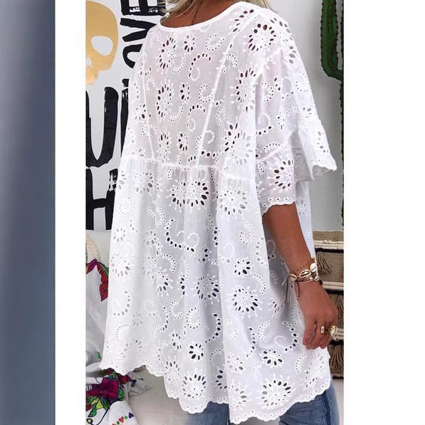 2023 m. „Amazon“ nepriklausomos stoties europietiškos ir amerikietiškos moteriškos naujos V formos iškirptės, tuščiavidurės siuvinėtos palaidinės su trumpomis rankovėmis sandėlyje.