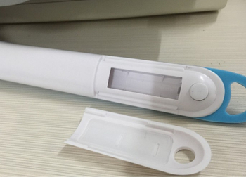 2017 Нов модел телевизор Електрическа масажна четка за вана 5 в 1 Електрическа четка за вана Масажна четка за гръб Преносима четка за гръб