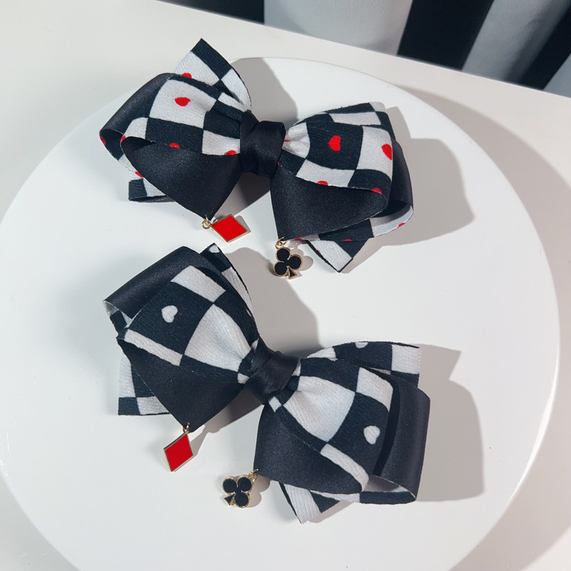 Personalizēta, pārrobežu stila, melnbalta, rūtiņu raksta pokera loku piespraude sievietēm un vīriešiem, augstas klases loku piespraude