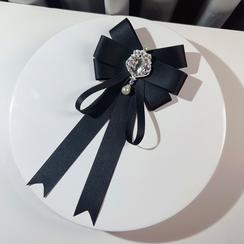 Dienvidkorejas koledžas stila sakausējuma unisex krekla pagarinājums ar juvelierizstrādājumu tauriņu kaklasaites piespraudes kakla izgriezumu vairumtirdzniecībā