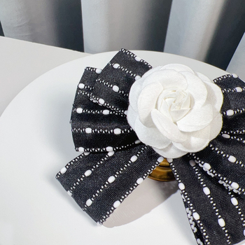 Pārrobežu rotaslietas Dienvidkorejas xiangfeng camellia lolita krekls tauriņš kaklasaite sieviešu žakarda tauriņa piespraudes aksesuāri