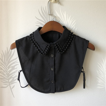 Gamyklos tiekimo gamykla, kuri specializuojasi dirbtinių apykaklių, nagų karoliukų, dirbtinių apykaklių, elegantiškų karoliukų, perlų, dirbtinių apykaklių gamyboje.