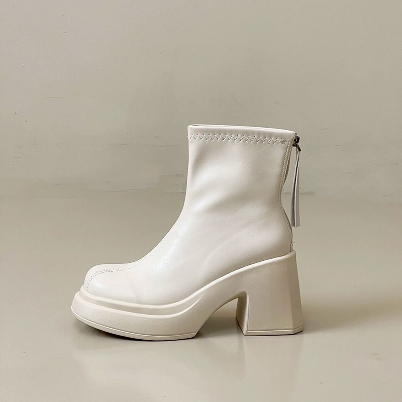 Модни малки корейски модни ботуши за жени 2024 есен и зима нови ботуши Martin с дебел ток, висок ток, елегантни малки къси ботуши