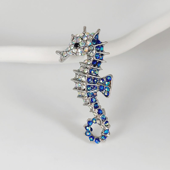 Europoje ir Amerikoje perkamiausia deimantais inkrustuota jūrų arkliuko formos sagė, skirta vyrams ir moterims su kostiumais, daugiafunkciniai drabužių aksesuarai