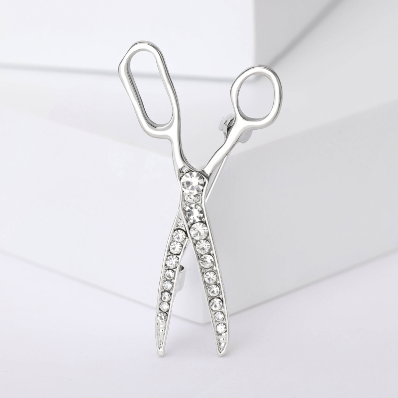 Nauji japoniško ir korėjietiško stiliaus išskirtiniai cirkonio žirklių sagės, kūrybingi paprasti lydinio segtukai, madingi vyriški kostiumo apykaklės segtukai, papuošalai