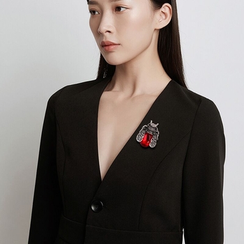 Νέα εξατομικευμένα αξεσουάρ καρφίτσας εντόμων από ακρυλικό γυαλί σε χρυσό τζιτζίκι, καρφίτσα Unisex Vintage