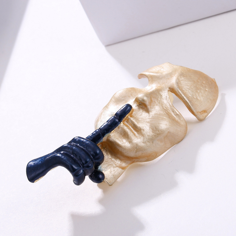 Nauja europietiška ir amerikietiška paprastos mados personalizuota kaukės sagė, temperamentas, universalus segtukų kostiumas, korsažo dėmės didmeninė prekyba