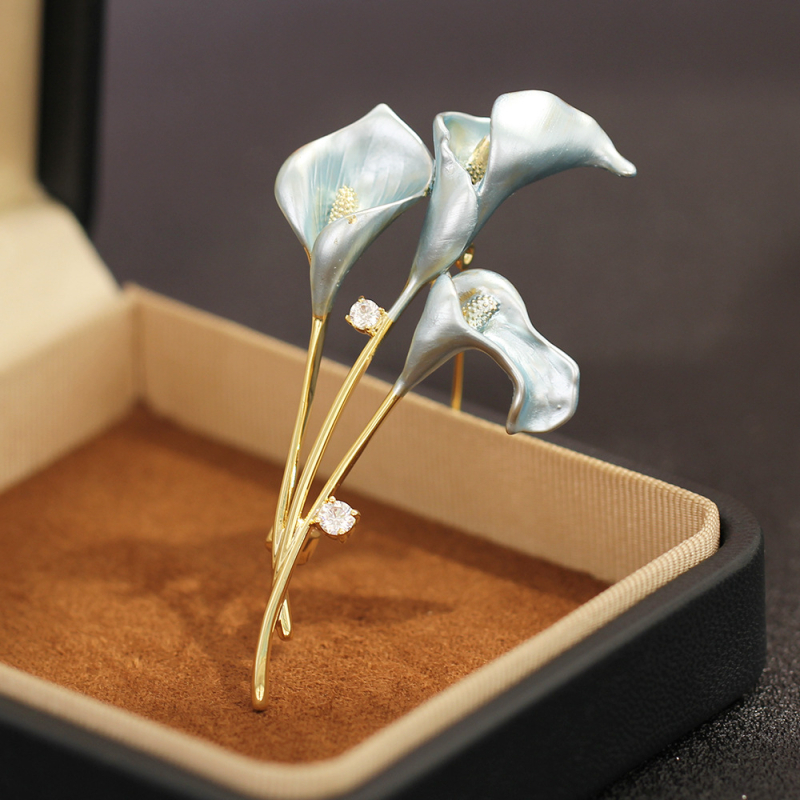 Saulės debesis Paprasta ir elegantiška paprasta mėlyna pudra Kalijos lašas Aliejinė gėlė Sagė Tikras auksas Galvanizuota Perdėta puokštė Smeigtukai Moterims