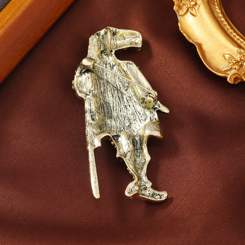 Europietiškos ir amerikietiškos kūrybingos deimantais įterptos arklio riterio sagės vyriškas kostiumas, oficialūs drabužiai, korsažo segtukas, temperamentas, asmenybė, gyvūnų drabužiai, papuošalai