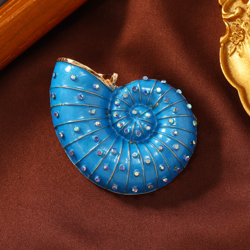 vintažinė kriauklės sagė mada vintažinis vidurio senovinis sraigės smeigtukas lašantis aliejus deimantas aukštos kokybės drabužių aksesuarai