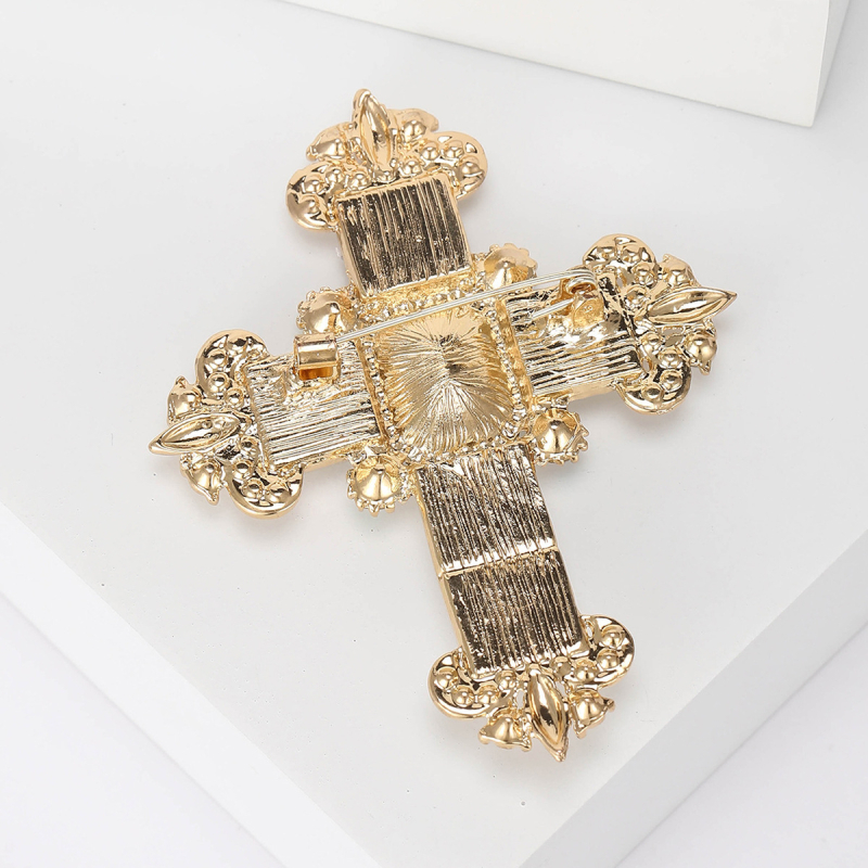 Japonų ir korėjiečių mados vintažinis kryžius su cirkonio sagėmis, baroko stiliaus išskirtinis kostiumas, paltas, elegantiški megztiniai, aksesuarai