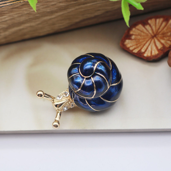 Čingdao papuošalų lašas aliejaus inkrustuotas deimantais, sraigių pora sagė skrybėlių krepšys dekoratyvinis šalikas sagtis korsažo segtukas