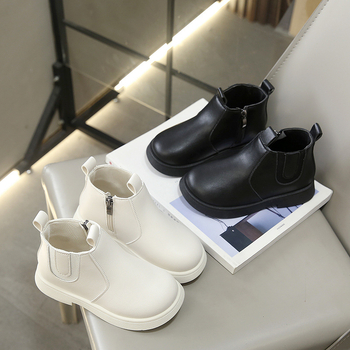 Bērnu īsie zābaki, jauns stils 2025. gada pavasarī un rudenī, mazi un vidēji bērnu viengabala zābaki, meiteņu ādas zābaki, bērnu britu stila modes zābaki, tendences