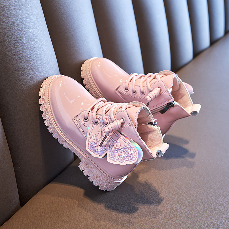 Meiteņu Martina zābaki 2024. gada rudens un ziemas modeļiem. Jauni spārnu kokvilnas zābaki, bērnu zābaki, britu stila meiteņu potīšu zābaki, melni.