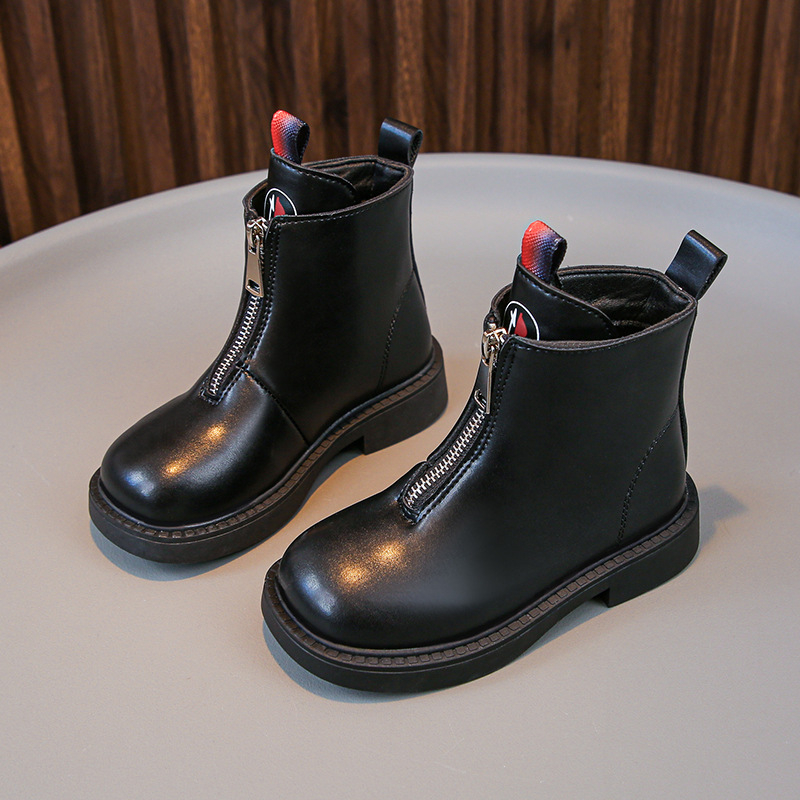 Meiteņu modes zābaki 2025. gada vasarai, jauni bērnu zābaki, daudzpusīgi mazu meiteņu īsie zābaki, balti ikdienas zābaki