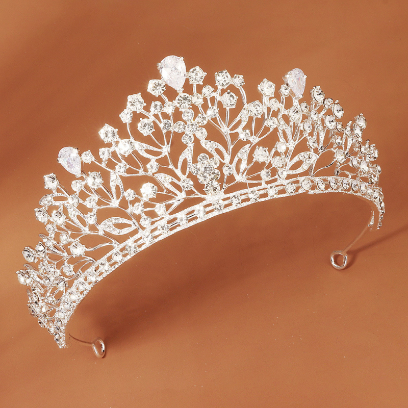 Europietiškos ir amerikietiškos nuotakos tiara, cirkonio karūna, vestuvių aksesuarai, vakarėlių suknelių aksesuarai, elegantiška, lengva, prabangi lydinio krištolo karūna