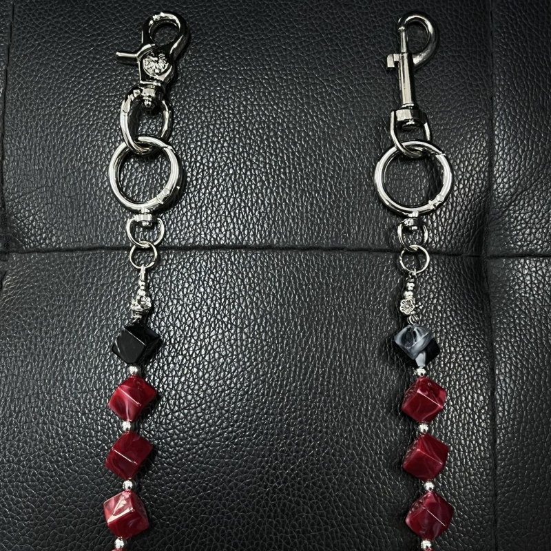 Eiropas un Amerikas pārrobežu rotaslietas tintes sarkanas krelles melnas krelles bikšu ķēde augstas klases hiphopa tendences panka stila vidukļa ķēde vīriešiem un sievietēm piekaramā ķēde