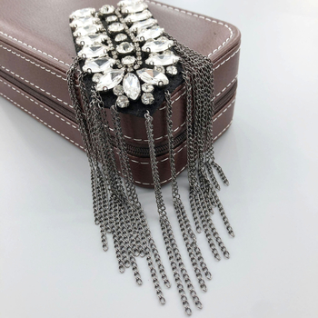 Фабрични директни висящи верижки за мъжко и дамско облекло, аксесоари, голям брой на склад във фабриката имат различни еполети