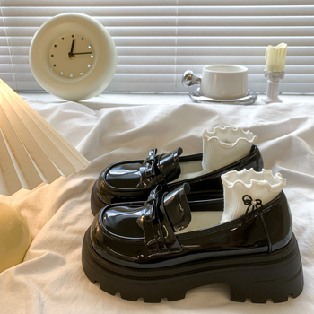 Γυναικεία μοκασίνια βρετανικού στιλ με χοντρή σόλα 2025, νέα μόδα, ιαπωνικό στυλ, στυλ Jk Preppy, μικρά δερμάτινα παπούτσια που αυξάνουν το ύψος