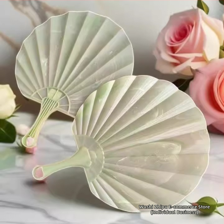 Ventilátor z imitácie nefritovej mušle, zväčšený, zosilnený, odolný, super cool, staroveký ventilátor, ventilátor z orobinca, prenosný ručný ventilátor, nový štýl 2025