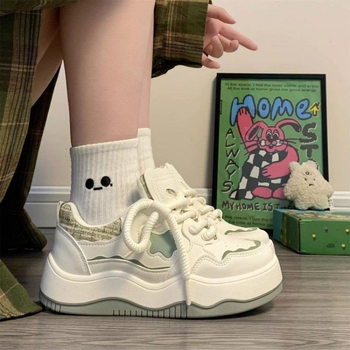 Moteriški storapadiai balti bateliai, nauji, universalūs, universiteto stiliaus, prabangūs, laisvalaikio, originalūs, žvaigždės formos bateliai, stilingi