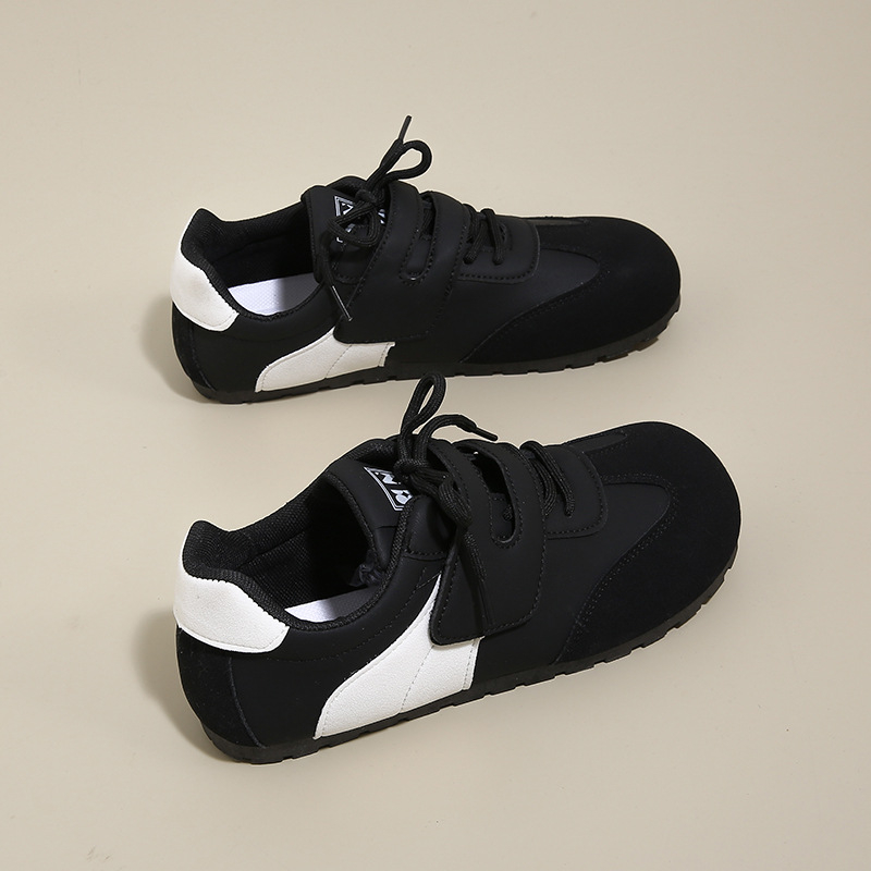 Velcro užsegimai vokiški treniruočių bateliai moteriški batai 2025 m. pavasario nauji batai moteriški patogūs plokščiapadžiai laisvalaikio sportbačiai balti batai plokščiapadžiai