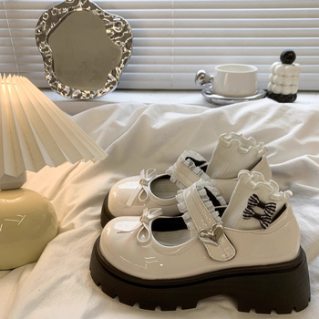 Britiško stiliaus Mary Jane bateliai su sijonu moterims 2025 m. vasaros nauji apvalūs pirštai, lankelis, storas kulnas, storas padas moterims