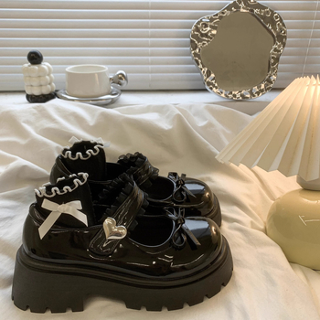 Britiško stiliaus Mary Jane bateliai su sijonu moterims 2025 m. vasaros nauji apvalūs pirštai, lankelis, storas kulnas, storas padas moterims