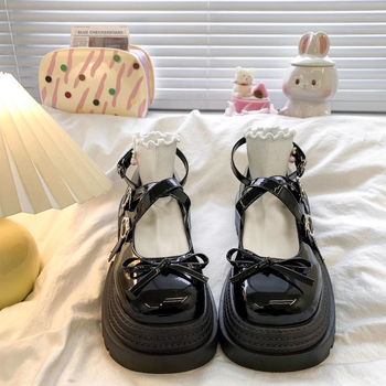 Vasaros nauji britiško stiliaus lankelio formos universalūs mokasinai moterims, retro stiliaus, storu padu, storu kulnu, dviguba sagtimi, Mary Jane bateliai moterims.