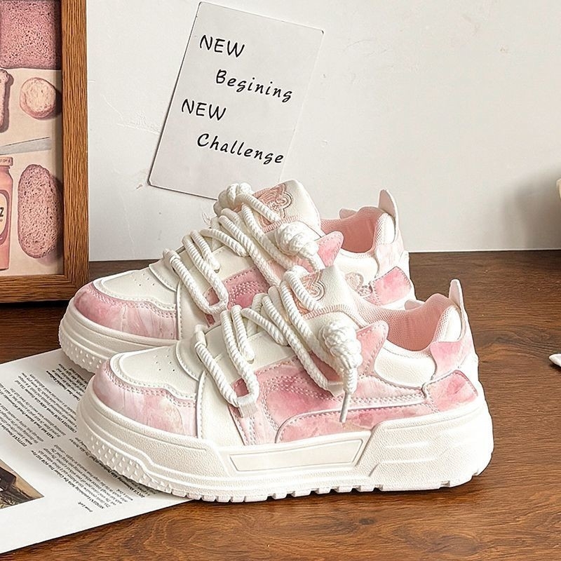 2025 m. Nauji madingi storapadžiai sportiniai ir laisvalaikio moteriški batai, universalūs balti batai apvaliomis nosimis, ūgį didinantys moteriški sportbačiai