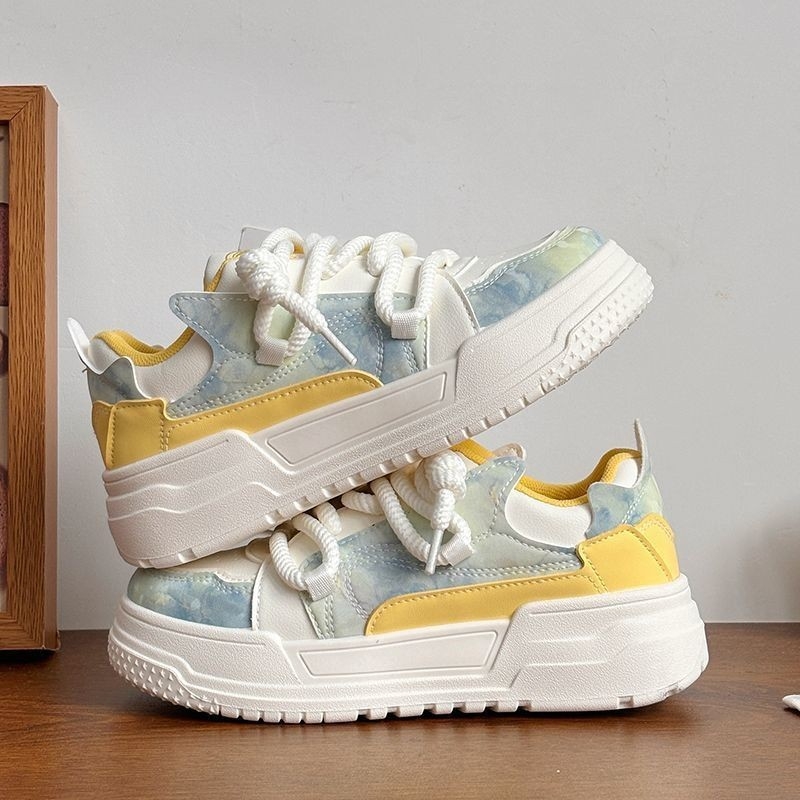 2025 m. Nauji madingi storapadžiai sportiniai ir laisvalaikio moteriški batai, universalūs balti batai apvaliomis nosimis, ūgį didinantys moteriški sportbačiai