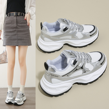 Γυναικεία Παπούτσια με Χοντρές Σόλες 2025 Άνοιξη Νέα Αθλητικά Παπούτσια Αναπνέοντα Ευέλικτα Λευκά Παπούτσια Πλέγμα Μαλακή Σόλα που Ψηλώνει Καθημερινά Παπούτσια