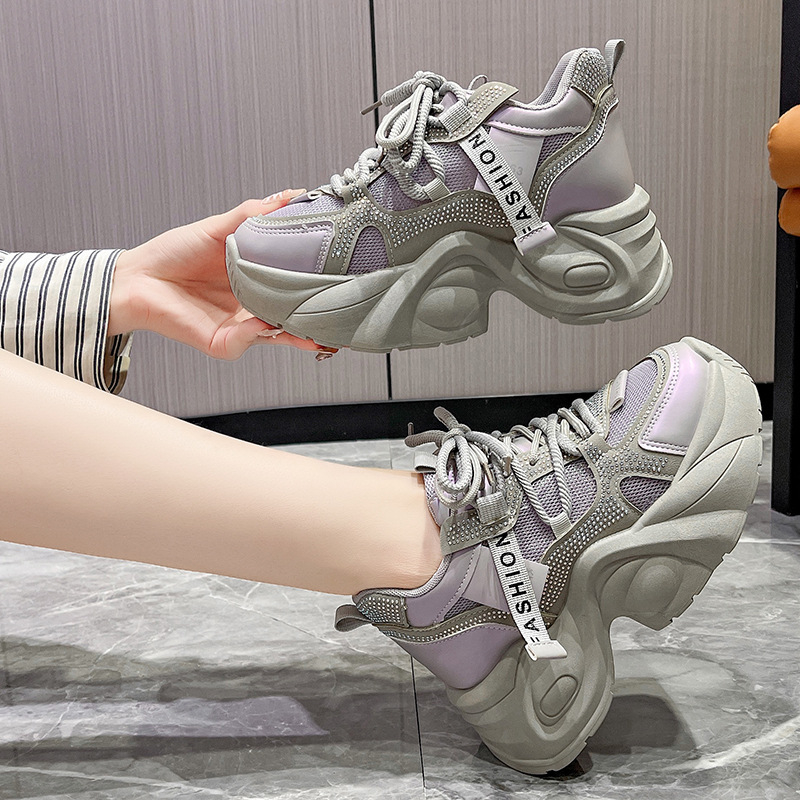 Tėčiui skirti moteriški batai 2025 m. pavasario ir vasaros nauji storapadžiai aukštesni batai laisvalaikio madingi universalūs studentų batai moteriški batai