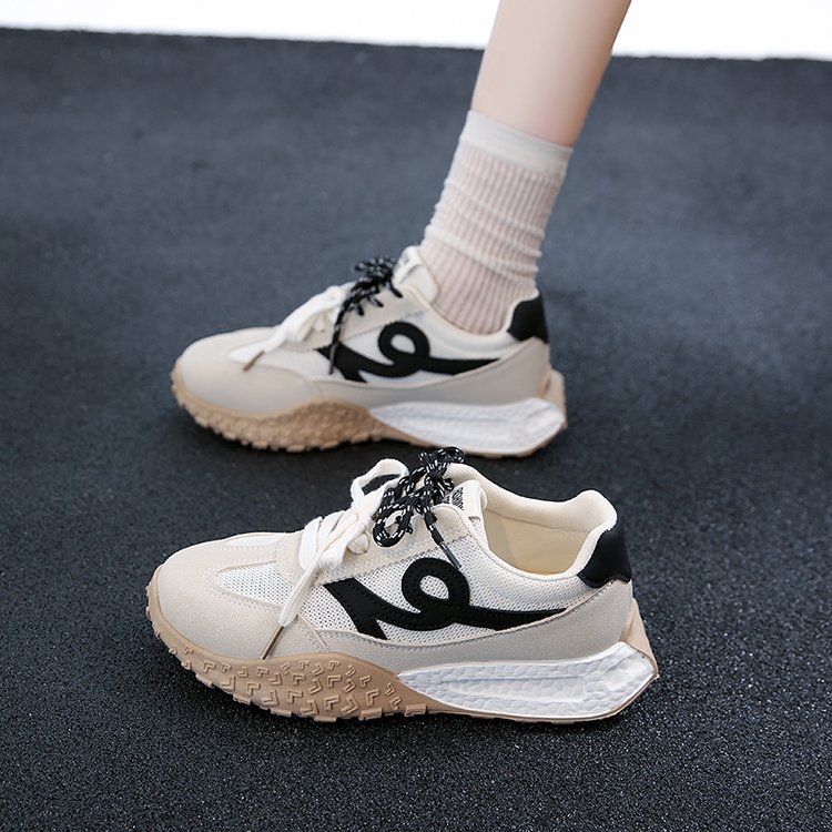 Retro vokiški treniruočių bateliai moterims, kurie priverčia žengti ant kaklo, 2025 m. nauji vasaros universalūs spalvą blokuojantys tėčio bateliai, laisvalaikio bėgimo sportbačiai