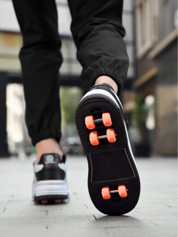 Studentu heloo apavi sešu riteņu bērnu riteņu slidas vīriešiem un sievietēm noņemamas īpaši vieglas versijas apavi ar riteņiem noliktavā vairumtirdzniecībā