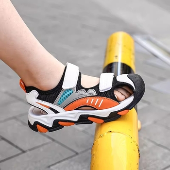 Pārrobežu bērnu sandales ar Velcro aizdari zēniem, jaunas vasaras Baotou mīkstās zoles zēnu sporta pludmales apavi, lieli bērnu apavi