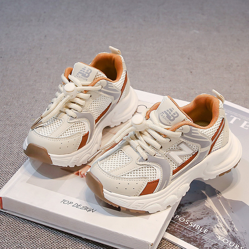 Poiste ja tüdrukute isakingad 2025. aasta uued kevad- ja sügismoe laste spordijalatsid, võrgust mitmekülgsed vabaajajalatsid