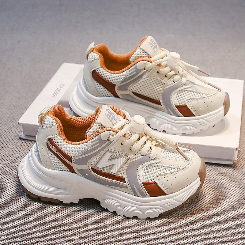 Poiste ja tüdrukute isakingad 2025. aasta uued kevad- ja sügismoe laste spordijalatsid, võrgust mitmekülgsed vabaajajalatsid