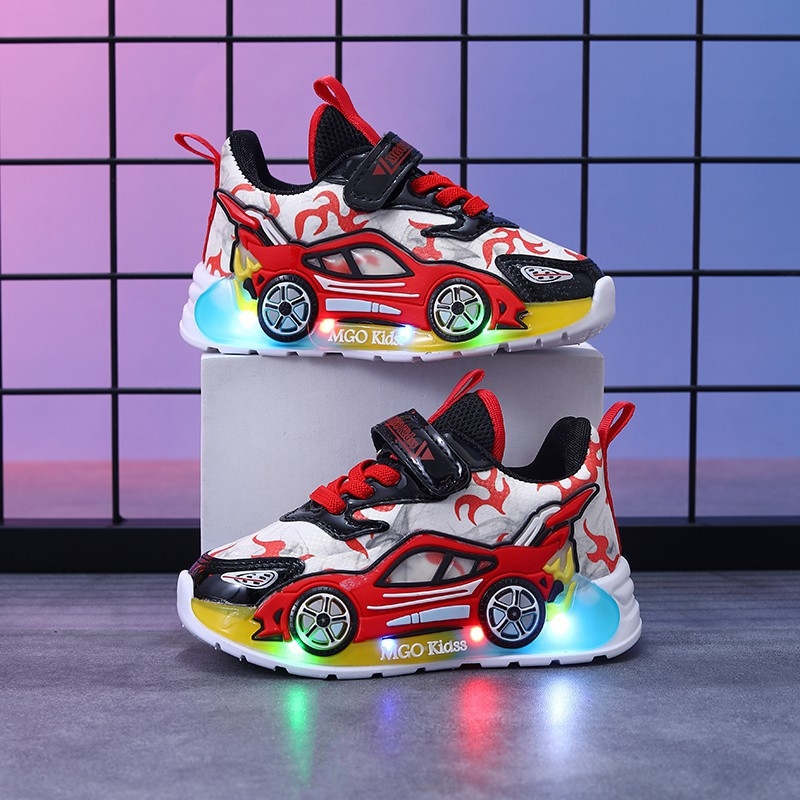 Vaikiški šviečiantys bateliai berniukams, animacinių filmukų stiliaus, laisvalaikio bateliai, pavasario ir rudens, naujagimio, mažylių bateliai, odiniai, universalūs vaikiški sportbačiai