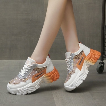 Γυναικεία αθλητικά παπούτσια μονόχρωμα 2024 νέα κορεάτικα casual mesh αναπνεύσιμο sequin παχύ κάτω επίπεδο daddy shoes
