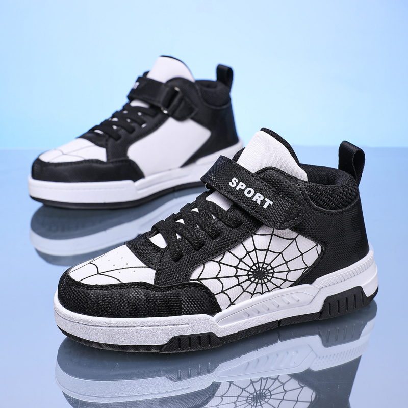 Berniukų studentiški aukštakulniai sportbačiai, vaikiški pavasario ir rudens odiniai bateliai su skeltukais, tarpvalstybiniai vidutinio ir didelio dydžio vaikiški sportiniai batai, didmeninė prekyba, užsienio prekyba, didmeninė prekyba