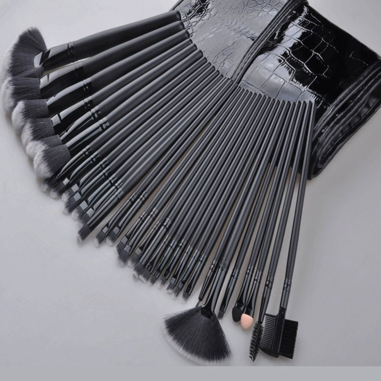 Naujas 32 makiažo šepetėlių rinkinys, krokodilo raštas, juodas rožinis makiažo šepetėlis, makiažo įranga, gamyklos tiesioginė parduotuvė